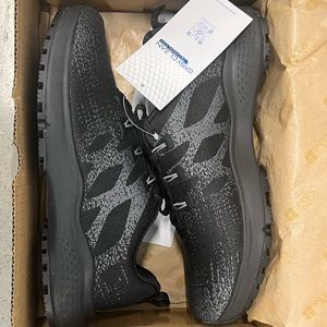 Brand new in box Shoes for Crews Heather ll Size 8